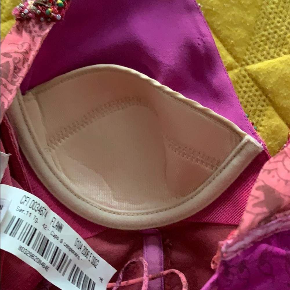 Bustier - Picture 11 of 14